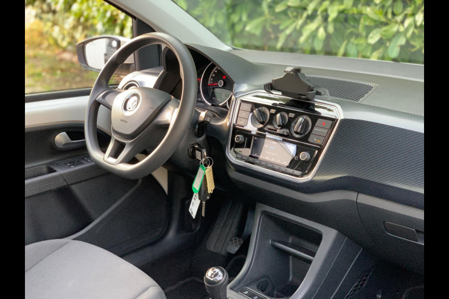 Volkswagen up! 1.0 BMT move up! 5 DEURS AIRCO LUXE 2018 ! ! ! NIEUWE APK !