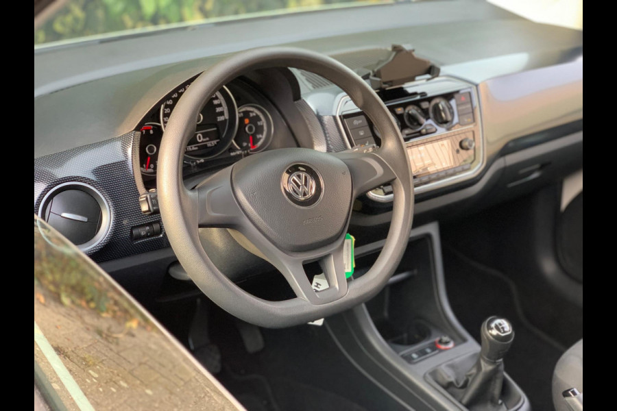 Volkswagen up! 1.0 BMT move up! 5 DEURS AIRCO LUXE 2018 ! ! ! NIEUWE APK !