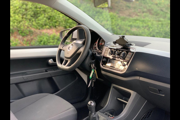 Volkswagen up! 1.0 BMT move up! 5 DEURS AIRCO LUXE 2018 ! ! ! NIEUWE APK !