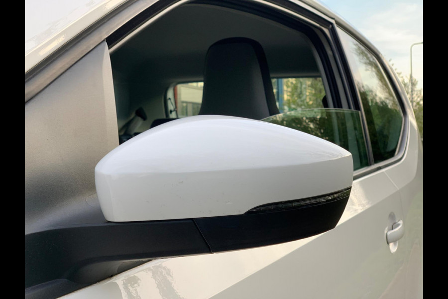 Volkswagen up! 1.0 BMT move up! 5 DEURS AIRCO LUXE 2018 ! ! ! NIEUWE APK !