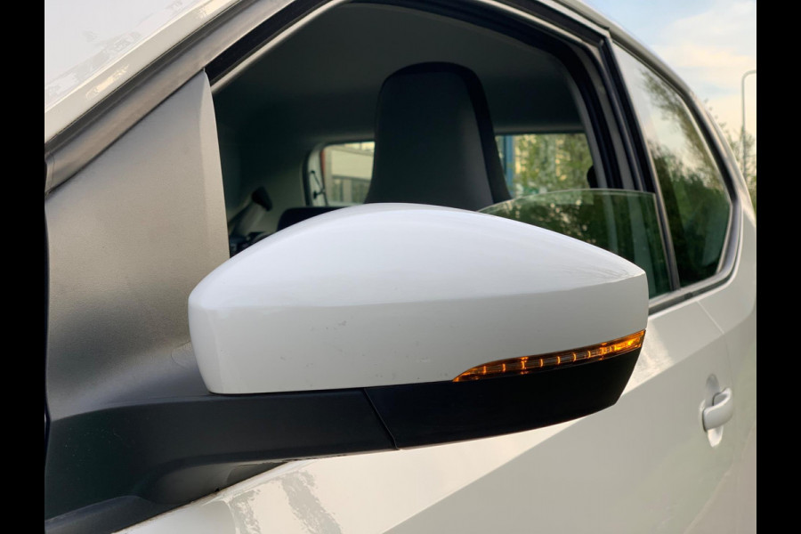 Volkswagen up! 1.0 BMT move up! 5 DEURS AIRCO LUXE 2018 ! ! ! NIEUWE APK !