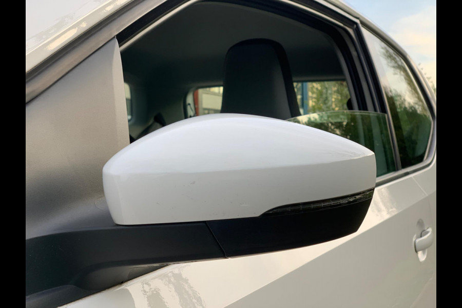Volkswagen up! 1.0 BMT move up! 5 DEURS AIRCO LUXE 2018 ! ! ! NIEUWE APK !