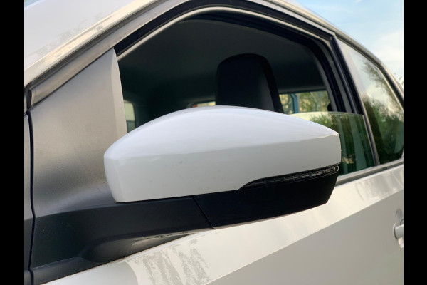 Volkswagen up! 1.0 BMT move up! 5 DEURS AIRCO LUXE 2018 ! ! ! NIEUWE APK !