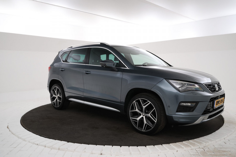 Seat Ateca 1.5 TSI FR Business Intense Black FR, LEER, Cruise Control, Panoramadak, Parkeer Sensoren