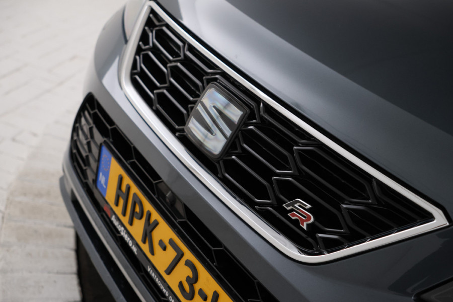 Seat Ateca 1.5 TSI FR Business Intense Black FR, LEER, Cruise Control, Panoramadak, Parkeer Sensoren