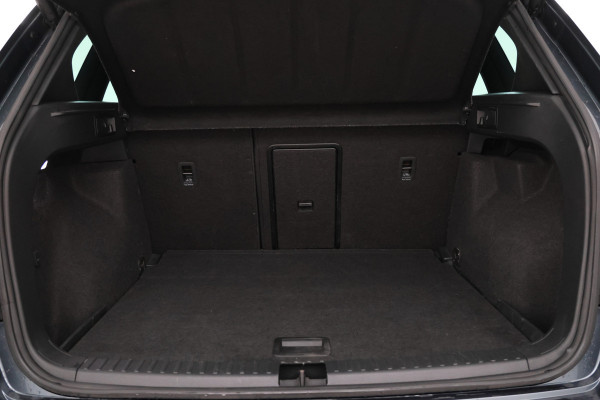 Seat Ateca 1.5 TSI FR Business Intense Black FR, LEER, Cruise Control, Panoramadak, Parkeer Sensoren