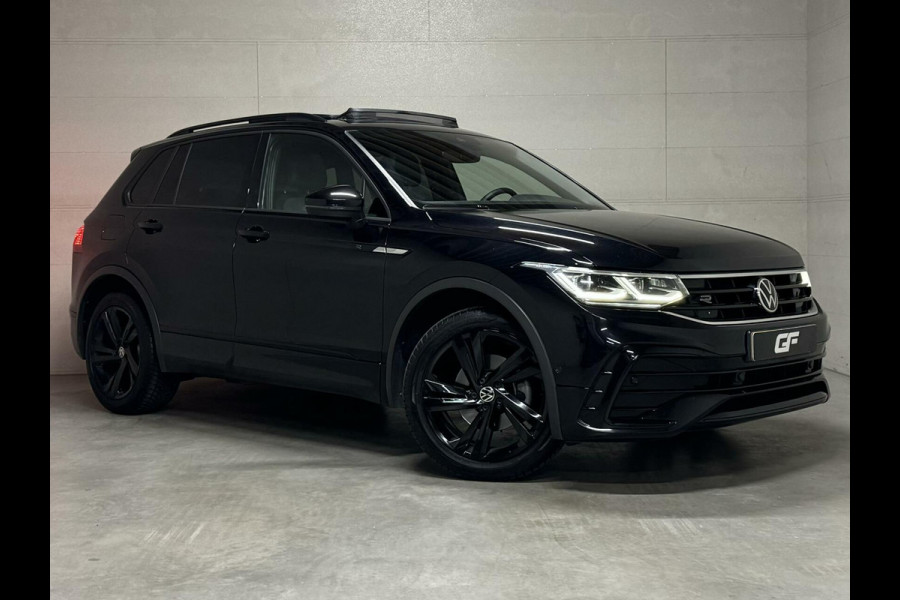 Volkswagen Tiguan 1.5 TSI R-Line Black Style Pano H/K NAP