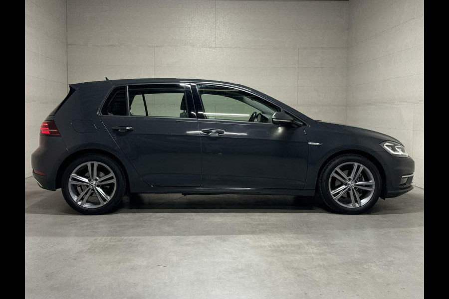 Volkswagen Golf 1.5 TSI 17'' R-Line Massage ACC Carplay NAP