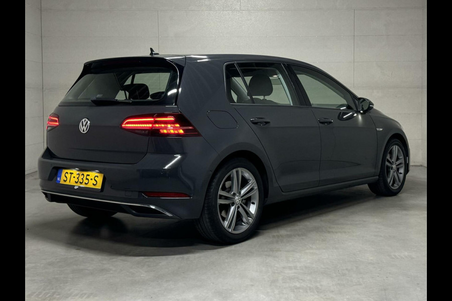 Volkswagen Golf 1.5 TSI 17'' R-Line Massage ACC Carplay NAP