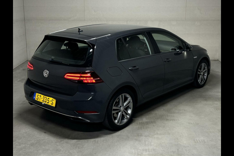 Volkswagen Golf 1.5 TSI 17'' R-Line Massage ACC Carplay NAP