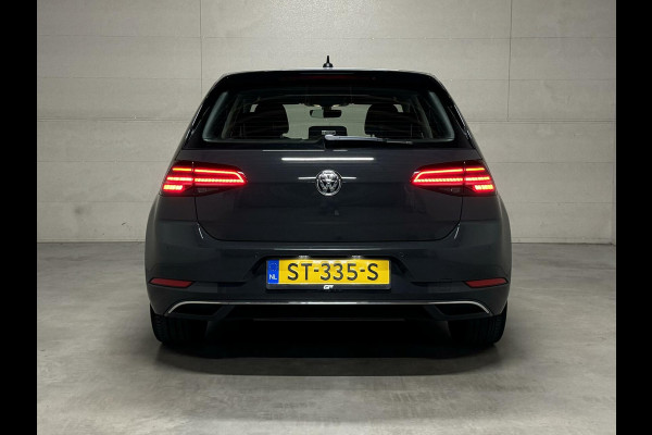 Volkswagen Golf 1.5 TSI 17'' R-Line Massage ACC Carplay NAP