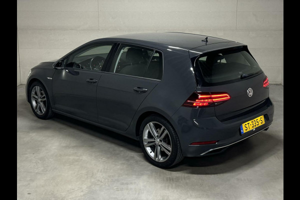Volkswagen Golf 1.5 TSI 17'' R-Line Massage ACC Carplay NAP