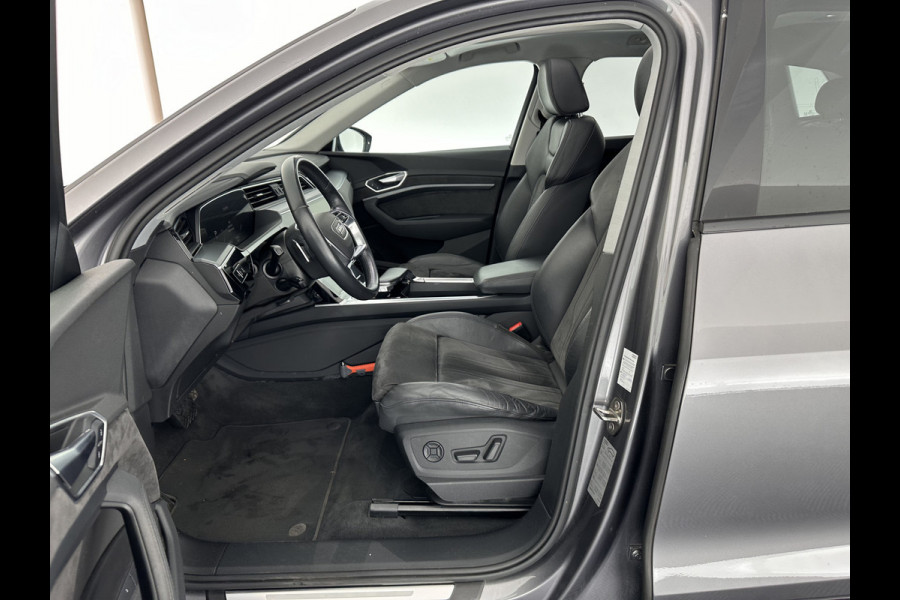 Audi e-tron 50 quattro Business edition Plus 71 kWh [ 3-Fase ] (INCL.BTW) *PANO | LEATHER-ALCANTARA | FULL-LED | MEMORY-PACK | DIGI-COCKPIT | CAMERA | DAB+ | KEYLESS | NAVI-FULLMAP | SPORT-SEATS*