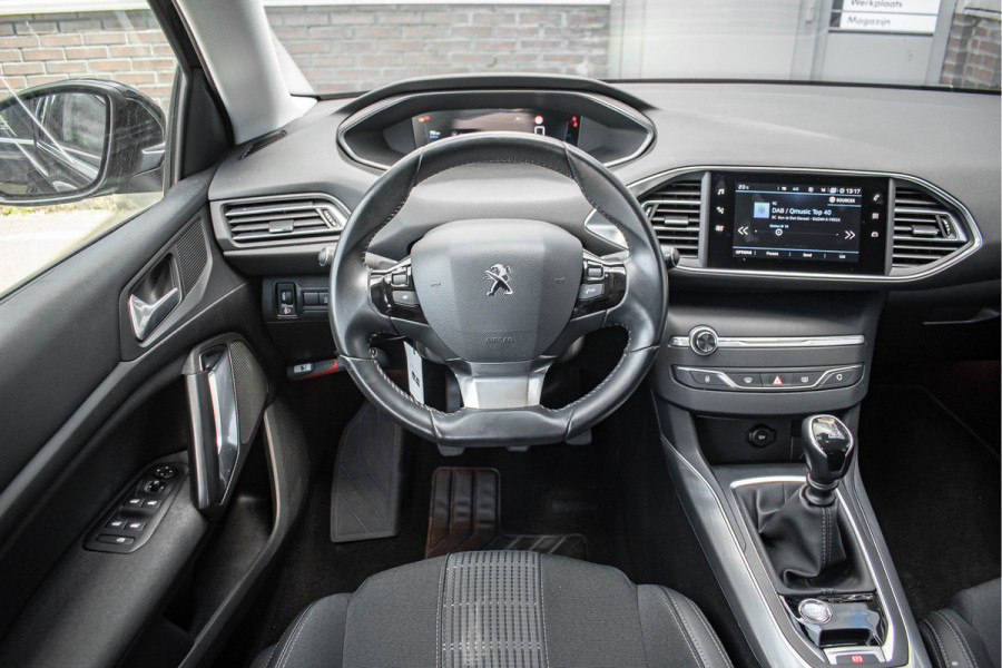 Peugeot 308 SW 1.2 PureTech Blue Lease Allure