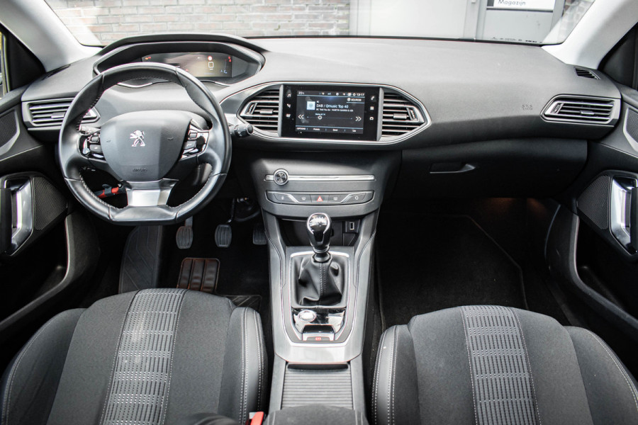 Peugeot 308 SW 1.2 PureTech Blue Lease Allure