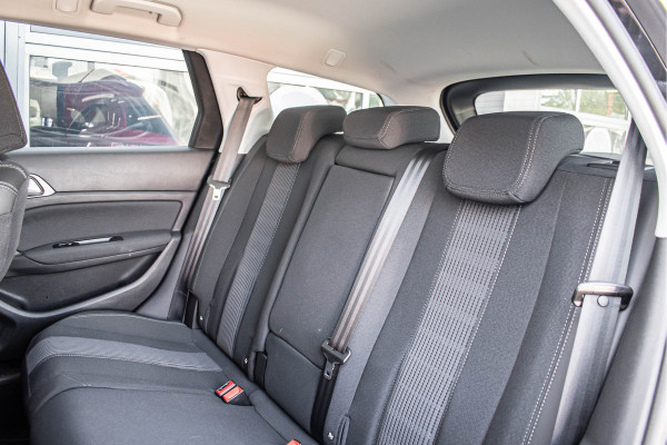 Peugeot 308 SW 1.2 PureTech Blue Lease Allure