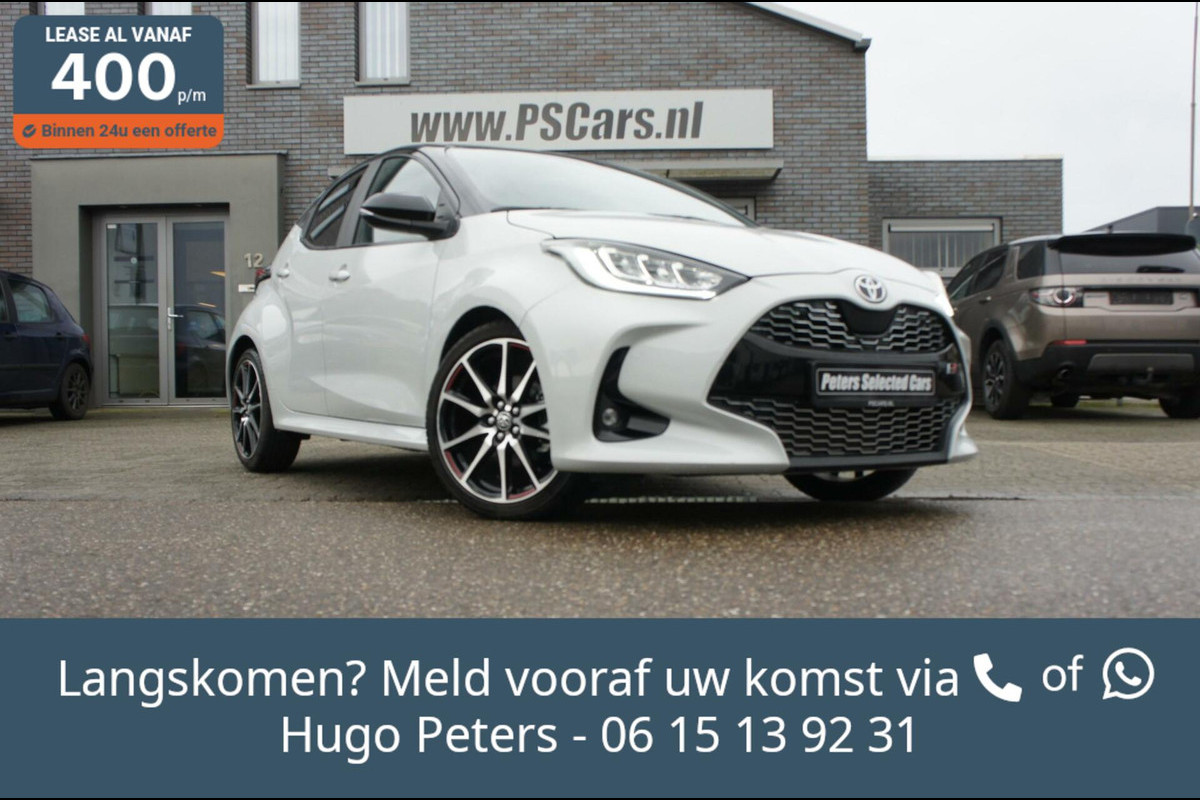 Toyota Yaris 1.5 Hybrid GR Sport Acc|Camera|CarPlay|Navigatie Toyota Yaris 1.5 Hybrid GR Sport Acc|Camera|CarPlay|Navigatie