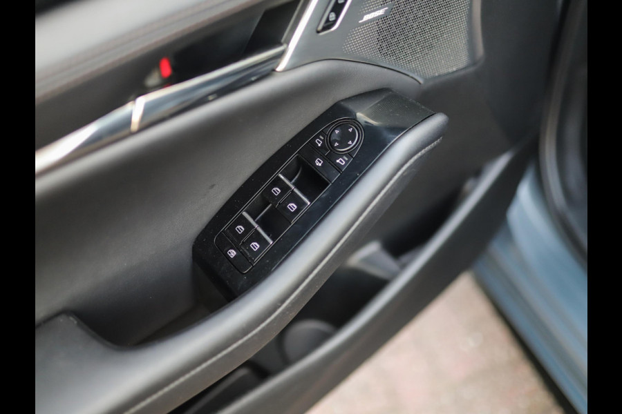 Mazda 3 2.0 e-SkyActiv-G M Hybrid 122 Comfort Bose | Camera | Memory | Trekhaak | ACC | Stoel/Stuurverw.