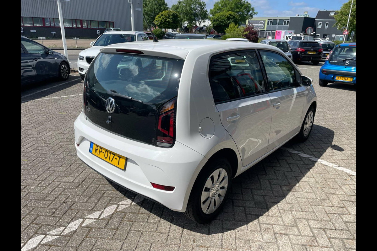 Volkswagen up! 1.0 BMT move up! Executive Edition Volkswagen up! 1.0 BMT move up! Executive Edition