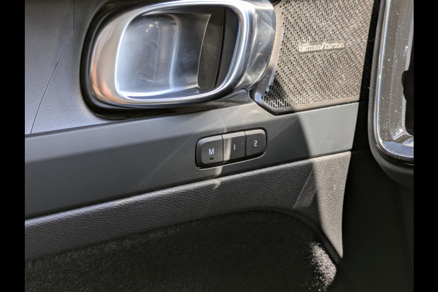 Volvo XC40 1.5 T5 Plug-in Hybrid Ultimate Dark|Panodak|Pilot-Assist|Harman/Kardon|Memory|360-Camera