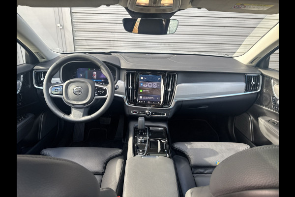 Volvo V90 2.0 T6 Plug-in hybrid AWD Ultra Dark / Head-Up / Schuif/kanteldak / Trekhaak / Blis / 360 Camera /