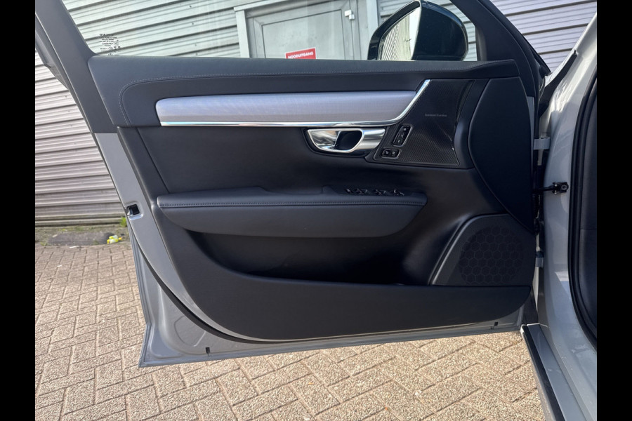 Volvo V90 2.0 T6 Plug-in hybrid AWD Ultra Dark / Head-Up / Schuif/kanteldak / Trekhaak / Blis / 360 Camera /