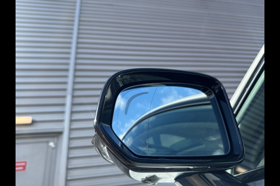 Volvo V90 2.0 T6 Plug-in hybrid AWD Ultra Dark / Head-Up / Schuif/kanteldak / Trekhaak / Blis / 360 Camera /