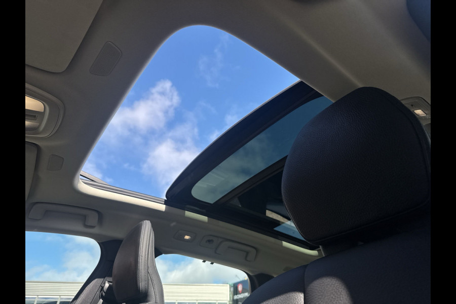 Volvo V90 2.0 T6 Plug-in hybrid AWD Ultra Dark / Head-Up / Schuif/kanteldak / Trekhaak / Blis / 360 Camera /