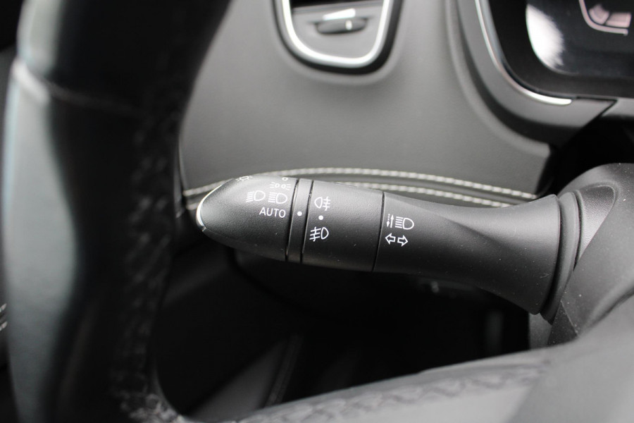 Renault Grand Scénic 1.3 TCe Bose Automaat | BOSE | 5 Pers | Trekhaak | AGR-Stoelen | Climate Control | Cruise Control |