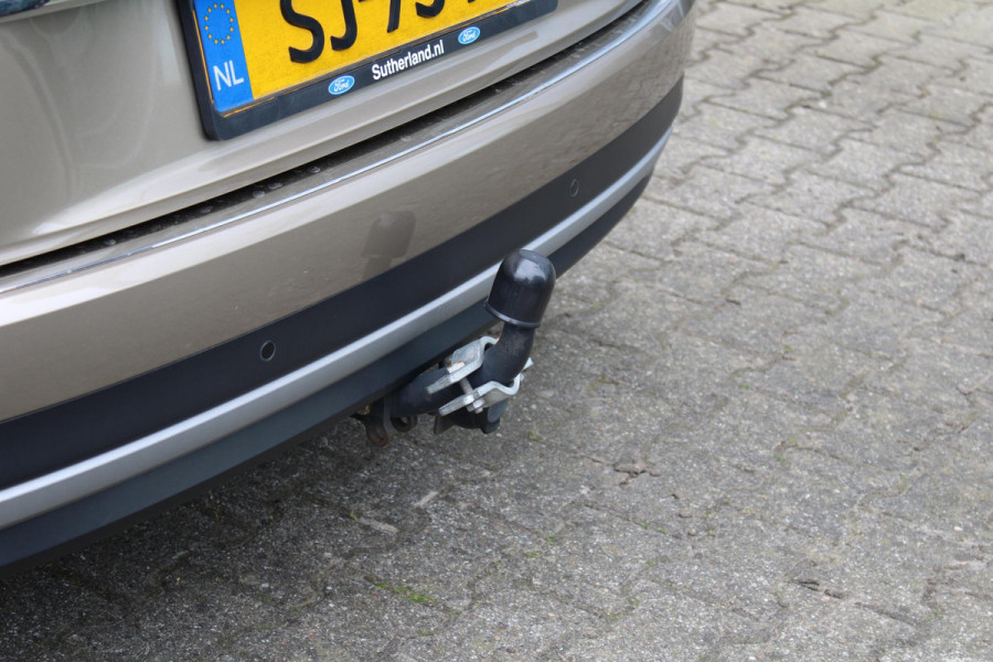 Renault Grand Scénic 1.3 TCe Bose Automaat | BOSE | 5 Pers | Trekhaak | AGR-Stoelen | Climate Control | Cruise Control |