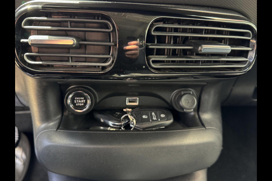 Citroën C4 Cactus 1.2 PureTech Shine - AUTOMAAT I Navigatie I Airco I PDC / Achteruitrij Camera I LED I Dealer onderhouden