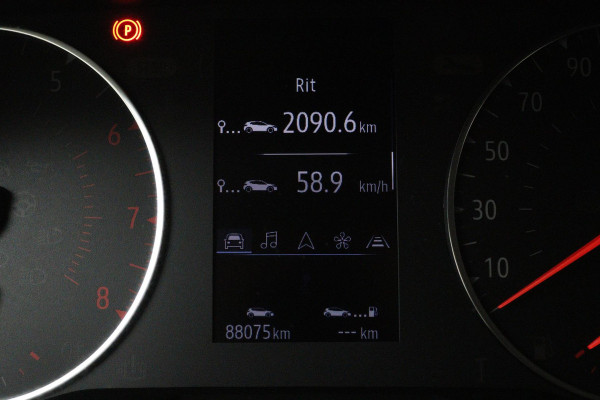 Renault Clio 1.0 TCe Zen (LANE-ASSIST, CRUISE CONTROL, BLUETOOTH, NAVIGATIE, NL-AUTO, GOED ONDERHOUDEN)