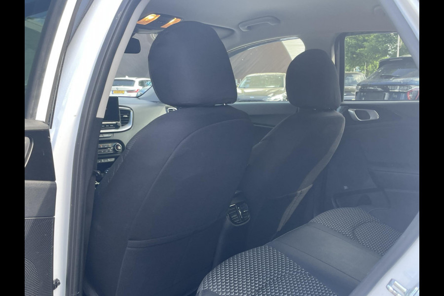 Kia Xceed 1.6 GDi PHEV DynamicPlusLine STOEL + STUURVERWARMING | ELEK. KOFFER | KIA GARANTIE T/M 8-2029