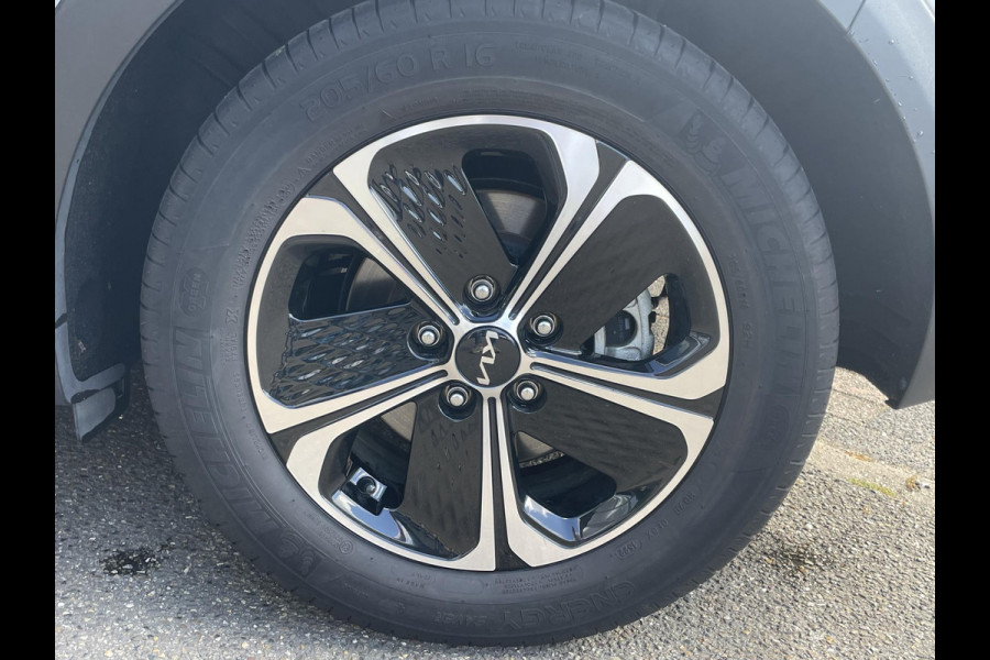 Kia Xceed 1.6 GDi PHEV DynamicPlusLine STOEL + STUURVERWARMING | ELEK. KOFFER | KIA GARANTIE T/M 8-2029
