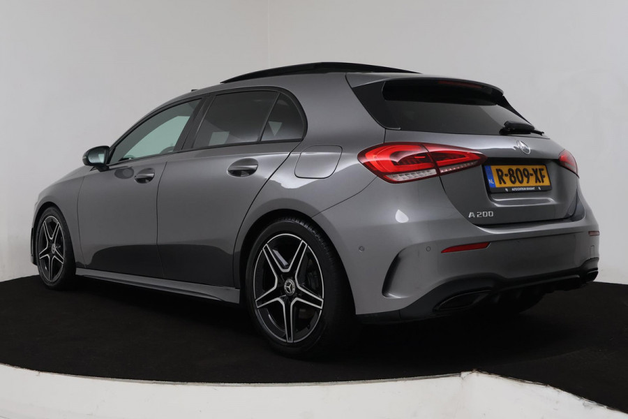 Mercedes-Benz A-Klasse 200 Business Solution AMG (PANORAMADAK, SFEERVERLICHTING, PARKEERSENSOREN, STOELVERWARMING, GOED ONDERHOUD)