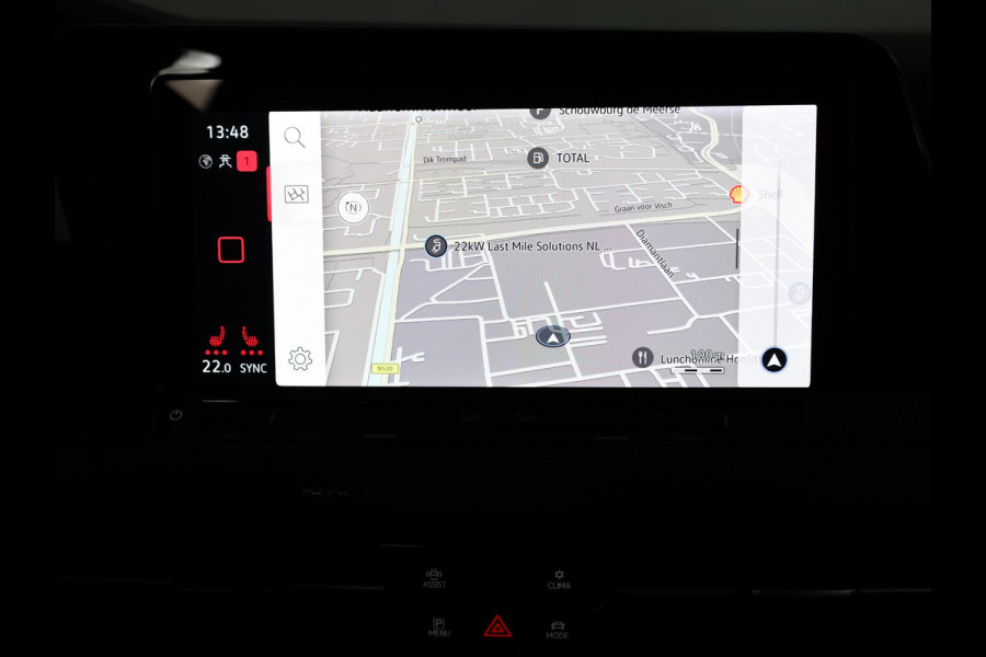 Volkswagen Golf 2.0 TSI GTI Clubsport 300 pk Automaat (DSG) | Navigatie | Panoramadak | Parkeersensoren | Matrix LED koplampen | Stoelverwarming | Lichtmetalen velgen 19" |