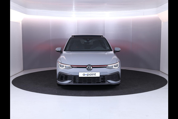 Volkswagen Golf 2.0 TSI GTI Clubsport 300 pk Automaat (DSG) | Navigatie | Panoramadak | Parkeersensoren | Matrix LED koplampen | Stoelverwarming | Lichtmetalen velgen 19" |