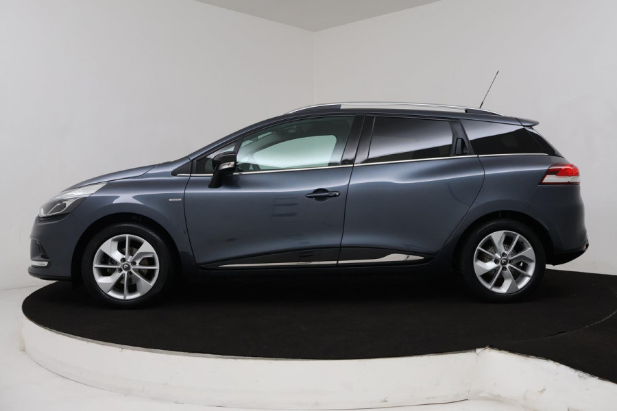 Renault Clio Estate 0.9 TCe Limited (PARKEERSENSOREN, TREKHAAK, NAVIGATIE, CRUISE, BLUETOOTH, NL-AUTO)
