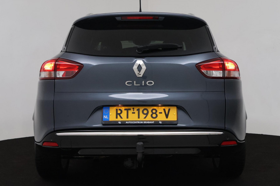 Renault Clio Estate 0.9 TCe Limited (PARKEERSENSOREN, TREKHAAK, NAVIGATIE, CRUISE, BLUETOOTH, NL-AUTO)