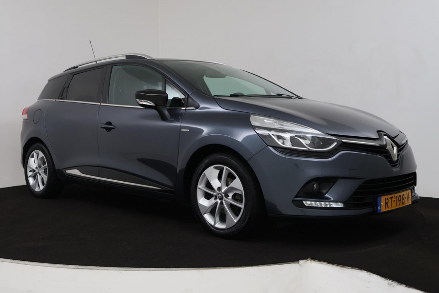 Renault Clio Estate 0.9 TCe Limited (PARKEERSENSOREN, TREKHAAK, NAVIGATIE, CRUISE, BLUETOOTH, NL-AUTO)