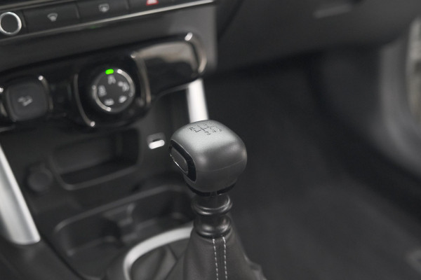 Citroën C3 Aircross PureTech 110 S&S Feel | Trekhaak | Navigatie | Parkeersensoren | Apple Carplay