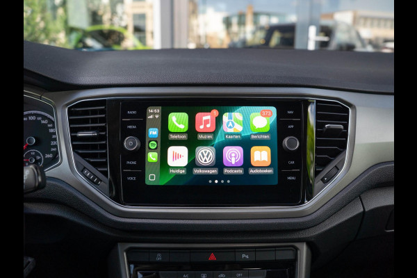 Volkswagen T-Roc 1.5 TSI Style Business / Adaptive / CarPlay / El. kofferbak / Sensoren / Navigatie
