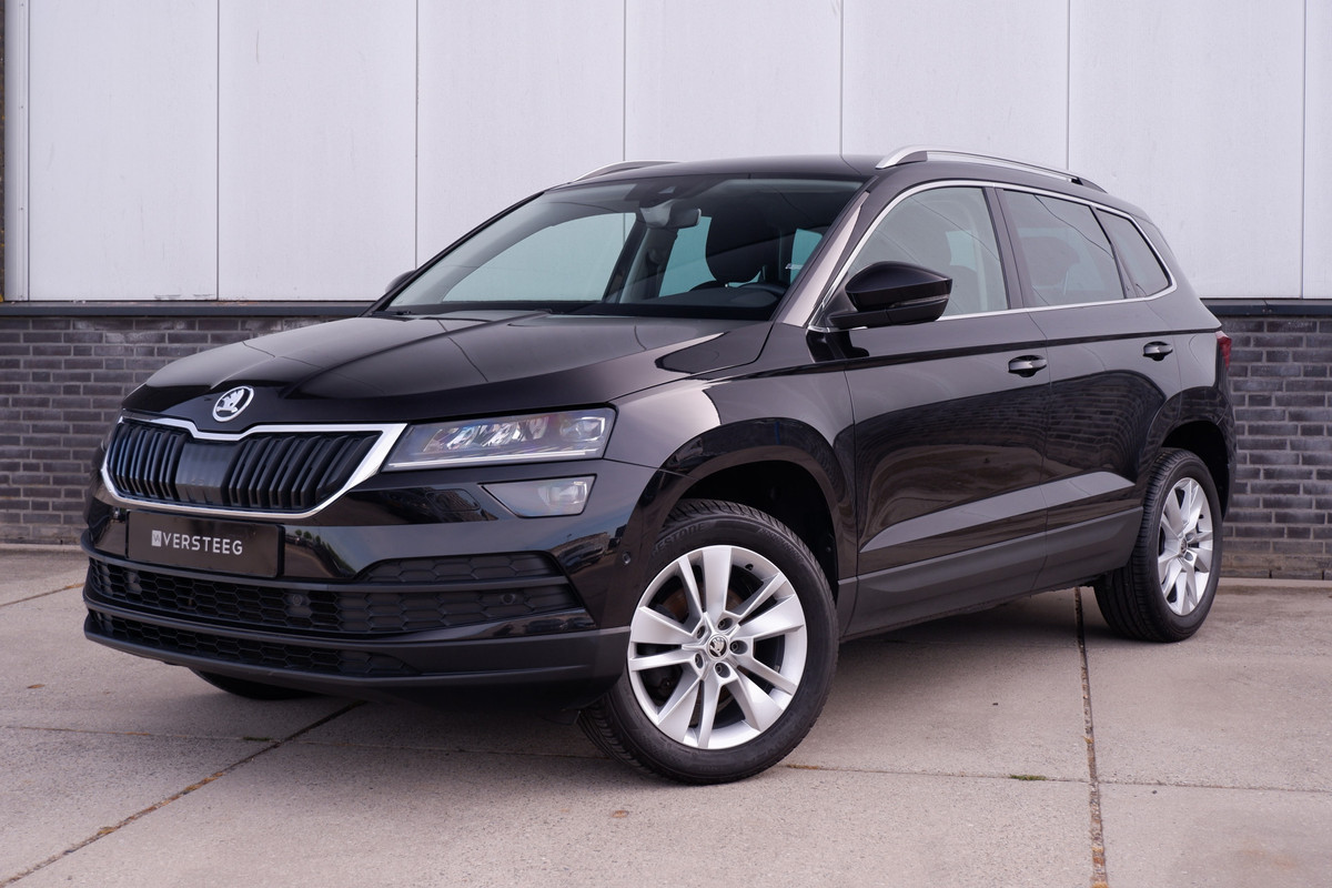 Škoda Karoq 1.5 TSI ACT Style | LED | Navi | Carplay | Virtual Cockpit | Camera | PDC Škoda Karoq 1.5 TSI ACT Style | LED | Navi | Carplay | Virtual Cockpit | Camera | PDC