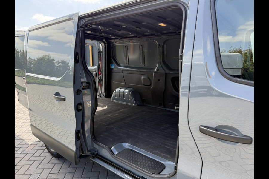 Fiat Talento 2.0 146 PK MultiJet SX / L2H1 / AIRCO / CRUISE / NAVI / BLUETOOTH / 3 - ZITS / TREKHAAK