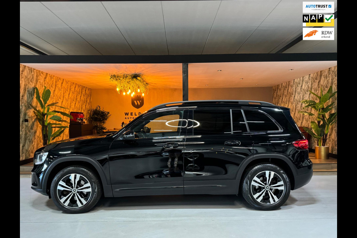 Mercedes-Benz Glb 200 Garantie Trekhaak Pano Leder CarPlay StoelVW PDC Parkeerhulp Sportstand Cruise Navi Clima LED DAB Rijklaar Mercedes-Benz Glb 200 Garantie Trekhaak Pano Leder CarPlay StoelVW PDC Parkeerhulp Sportstand Cruise Navi Clima LED DAB Rijklaar