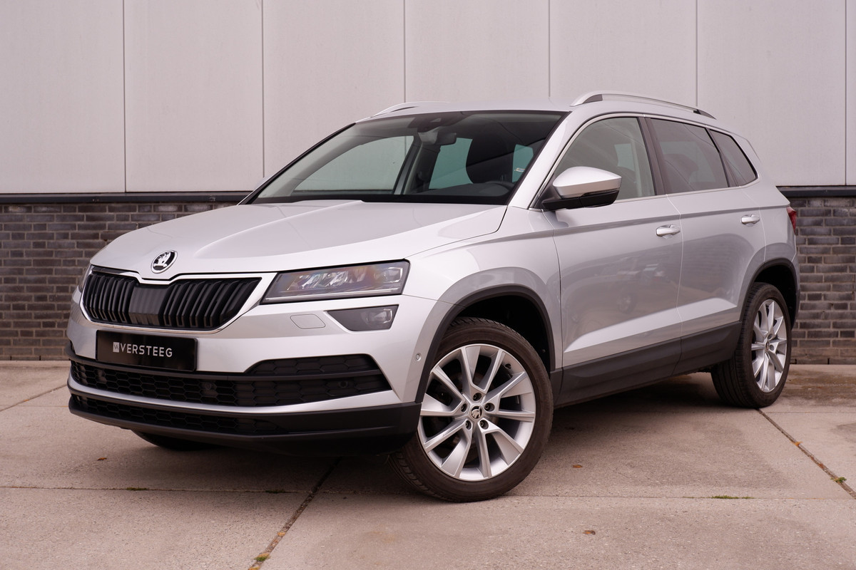 Škoda Karoq 1.5 TSI ACT Style | LED | Elek. Trekhaak | Navi | Virtual Cockpit | Carplay | Camera Škoda Karoq 1.5 TSI ACT Style | LED | Elek. Trekhaak | Navi | Virtual Cockpit | Carplay | Camera