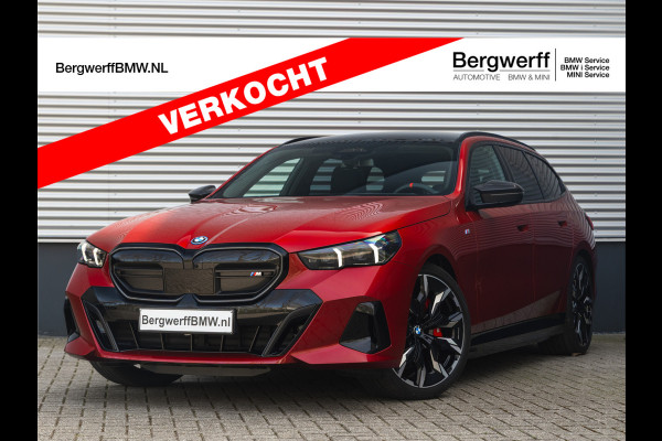 BMW i5 Touring M60 M-Sport Pro - Pano - Integral Active Steering - Bowers & Wilkins - Carbon Pack