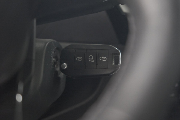 Citroën Ë-C4 Feel Pack 50 kWh | Camera | Navigatie | Parkeersensoren | Stoelverwarming