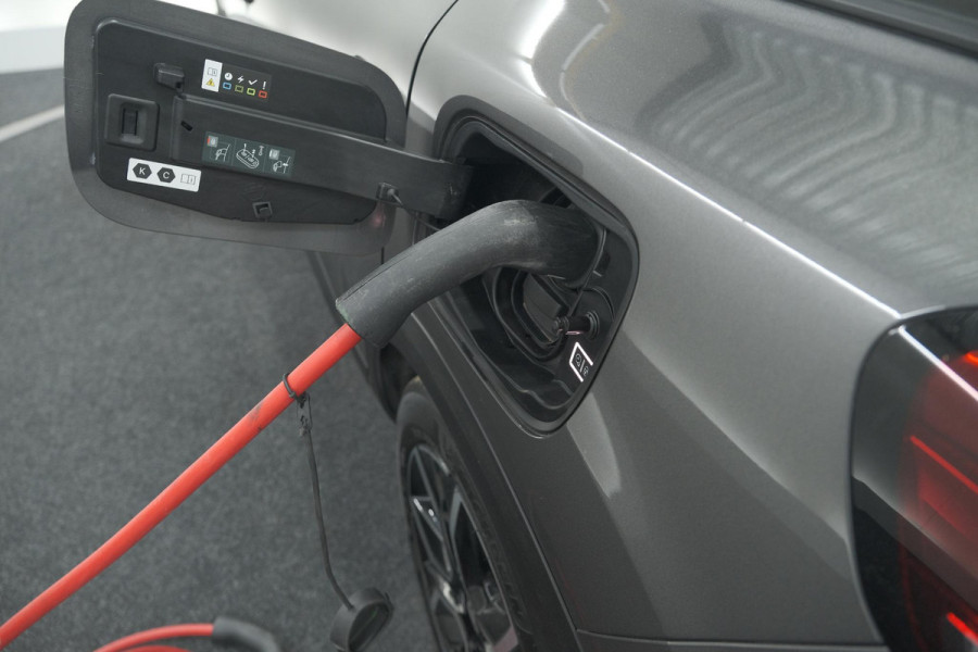 Citroën Ë-C4 Feel Pack 50 kWh | Camera | Navigatie | Parkeersensoren | Stoelverwarming