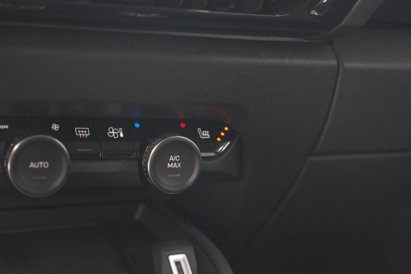 Citroën Ë-C4 Feel Pack 50 kWh | Camera | Navigatie | Parkeersensoren | Stoelverwarming